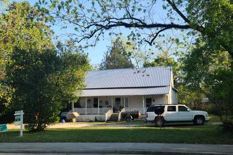 916/918 East Ward Street, Douglas, GA 31533