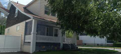 222 Old River Road, Beach Haven, PA 18702