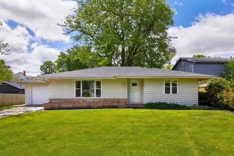 1704 Ash Street, Dallas Center, IA 50063