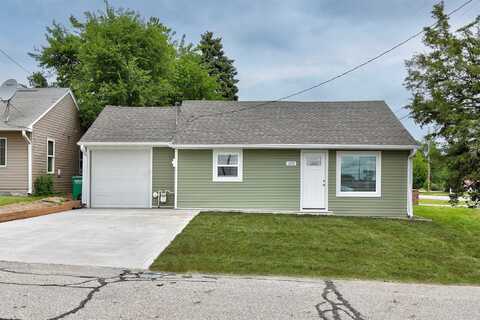 205 NW 51st Place, Des Moines, IA 50313