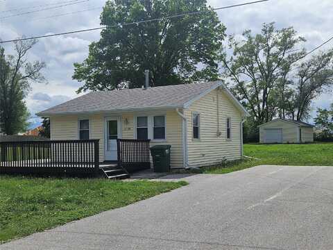 2770 NE 51st Court, Des Moines, IA 50317
