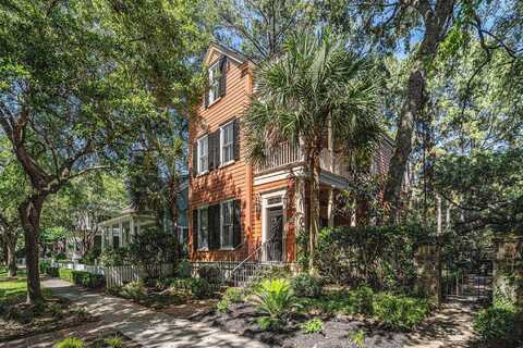 82 Ponsbury Road, Mount Pleasant, SC 29464