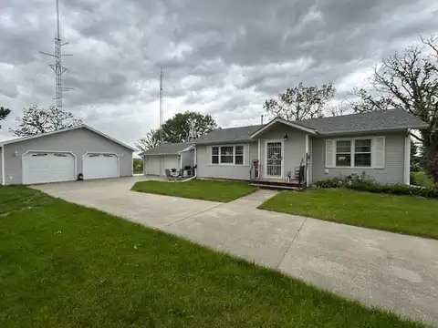 1102 South Broadway Street, Toledo, IA 52342