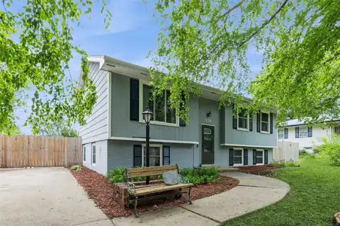 1903 W 5th Avenue, Indianola, IA 50125