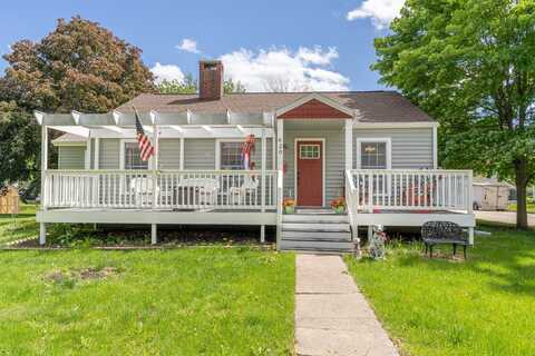620 W Filmore Street, Winterset, IA 50273
