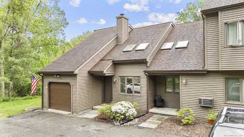 48 Twin Oaks, New Milford, CT 06776