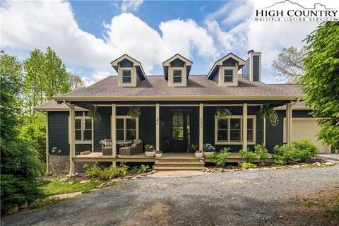 582 Sunny Chestnut Forest, Boone, NC 28607