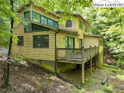 212 Saddle Lane, Deep Gap, NC 28618