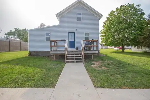 303 Summit, Onslow, IA 52321