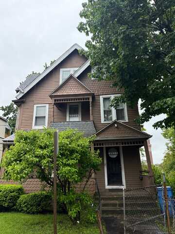 33 Mitchell Avenue, Waterbury, CT 06710
