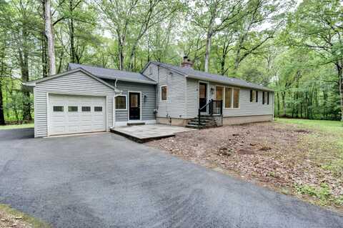 33 White Oak Lane, Woodbridge, CT 06525