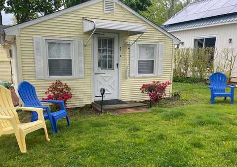 7 Third Street, Madison, CT 06443