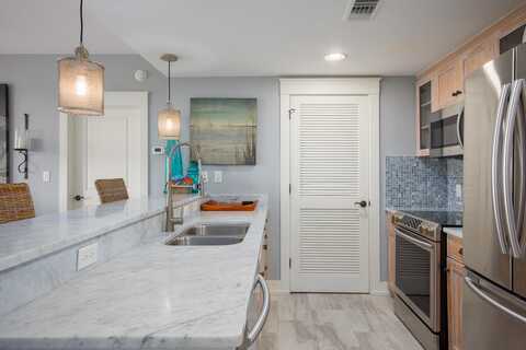 9300 Baytowne Wharf Boulevard, Miramar Beach, FL 32550