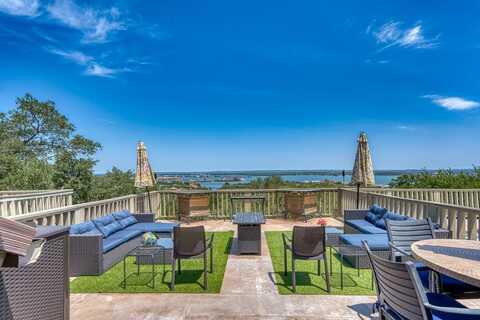 501 Highlands Boulevard, Horseshoe Bay, TX 78657