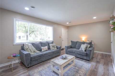 11224 Mckinley Avenue, Kansas City, MO 64134
