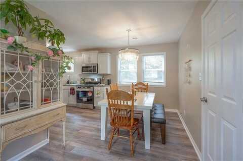 11224 Mckinley Avenue, Kansas City, MO 64134