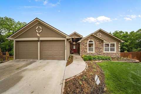 1908 NE Red Oak Lane, Blue Springs, MO 64029