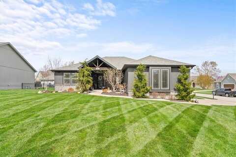 20880 W 224th Street, Spring Hill, KS 66083