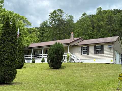 6112 Ky. Rt. 302, Van Lear, KY 41240