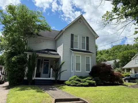 525 College, Paintsville, KY 41240
