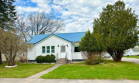 1600 Superior ST, Muir, MI 49783
