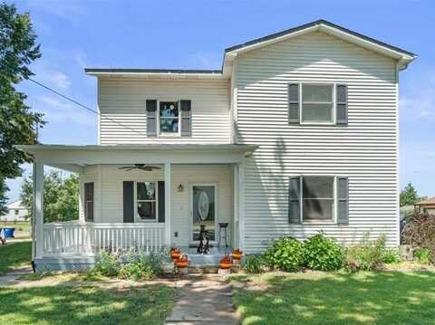 433 S Iowa St, Solon, IA 52333