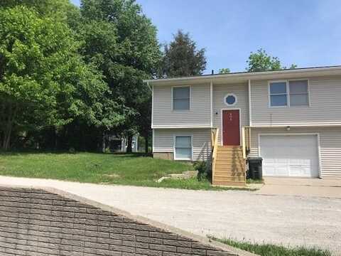908 N Dodge Street, IowaCity, IA 52240