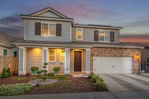 4148 Beverly Avenue, Clovis, CA 93619