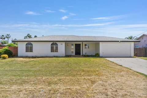 25732 Avenue 17, Madera, CA 93638