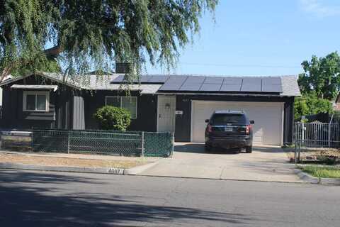 4657 Hamilton Avenue E, Fresno, CA 93702