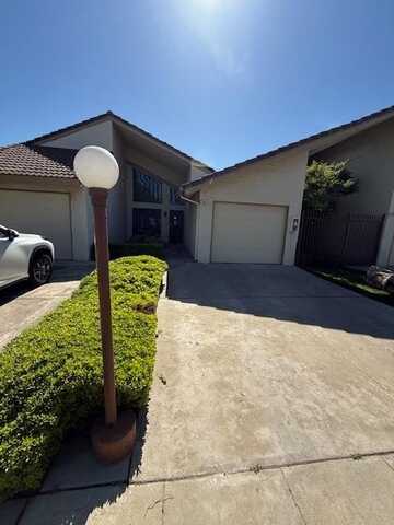 5749 Monte Avenue N, Fresno, CA 93711