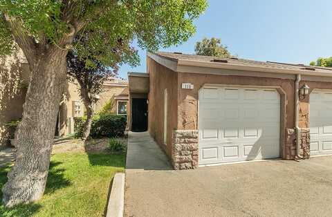 7178 Fruit Avenue N, Fresno, CA 93711