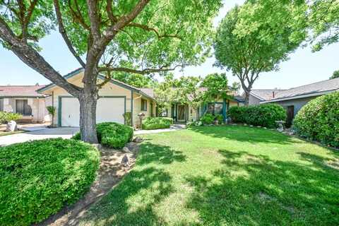 6340 Gilroy Avenue N, Fresno, CA 93722