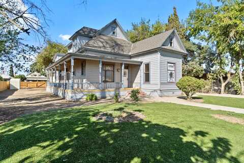 333 Blackstone Avenue N, Fresno, CA 93701