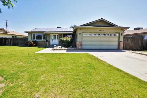 1556 Lemoore Avenue N, Lemoore, CA 93245