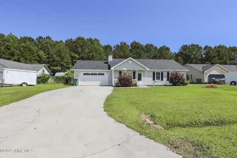 125 Daphne Drive, Hubert, NC 28539