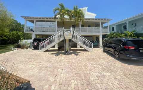 894 Ellen Drive, Key Largo, FL 33037