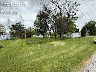 14339 14363 W 3rd Street, Oak Harbor, OH 43458