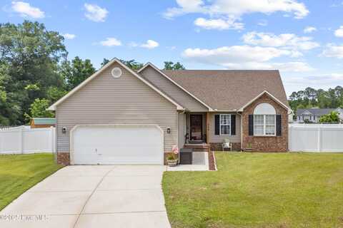 204 Bluff Ridge Court, Jacksonville, NC 28540