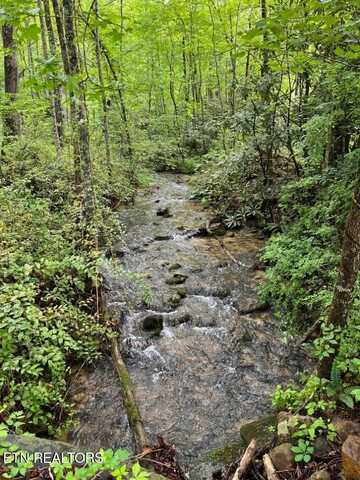 5939 Happy Valley Rd, Tallassee, TN 37878