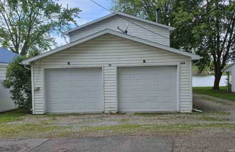 42 W Lakeside Drive, North Manchester, IN 46962