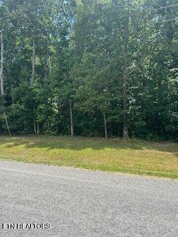 8066 Delaware Dr. Drive, Crossville, TN 38572