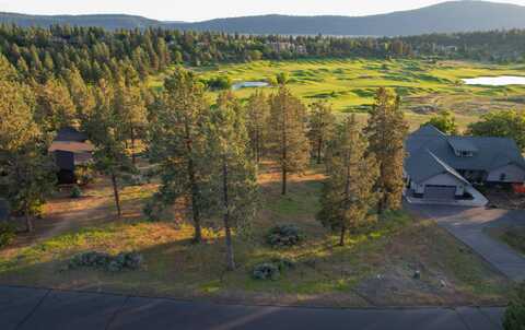 569 Kestrel Road, Klamath Falls, OR 97601