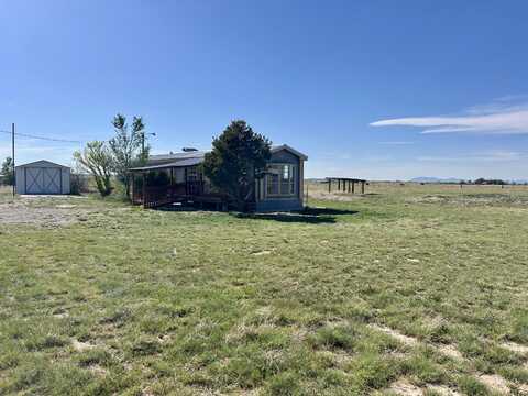 9 Willow Lake Road, McIntosh, NM 87032