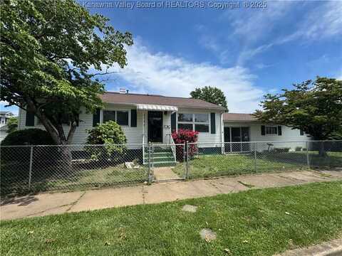 1704 West Virginia Avenue, Dunbar, WV 25064