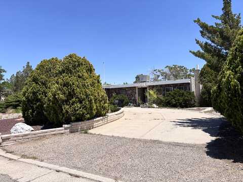 806 OREJA DE ORO Drive SE, Rio Rancho, NM 87124