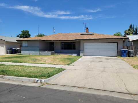 3023 Robinson Avenue E, Fresno, CA 93726