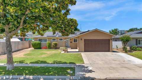 6569 Kennedy Avenue N, Fresno, CA 93710