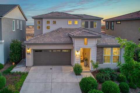 4284 Hillside Road, Madera, CA 93636
