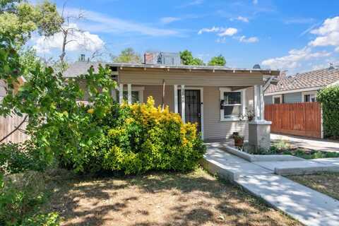 1568 Glenn Avenue N, Fresno, CA 93728